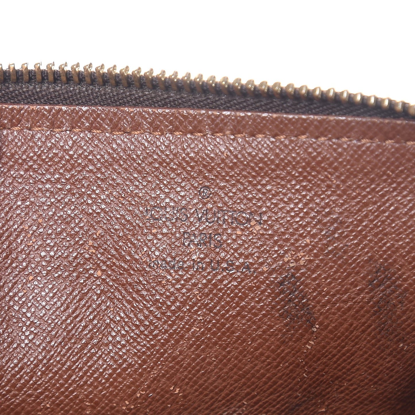 Monogram Papillon 26