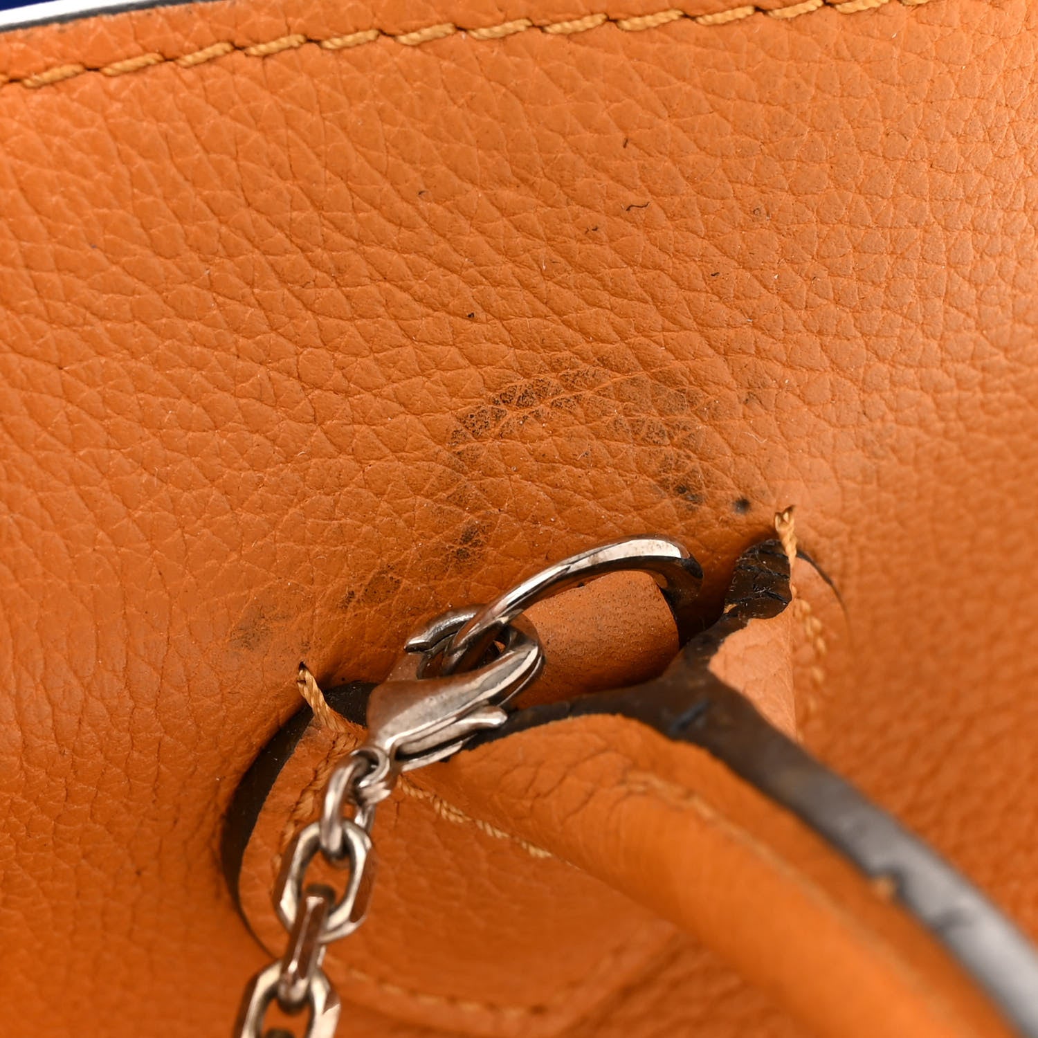 Louis Vuitton Veau Nuage Milla PM Safran 12 of 20