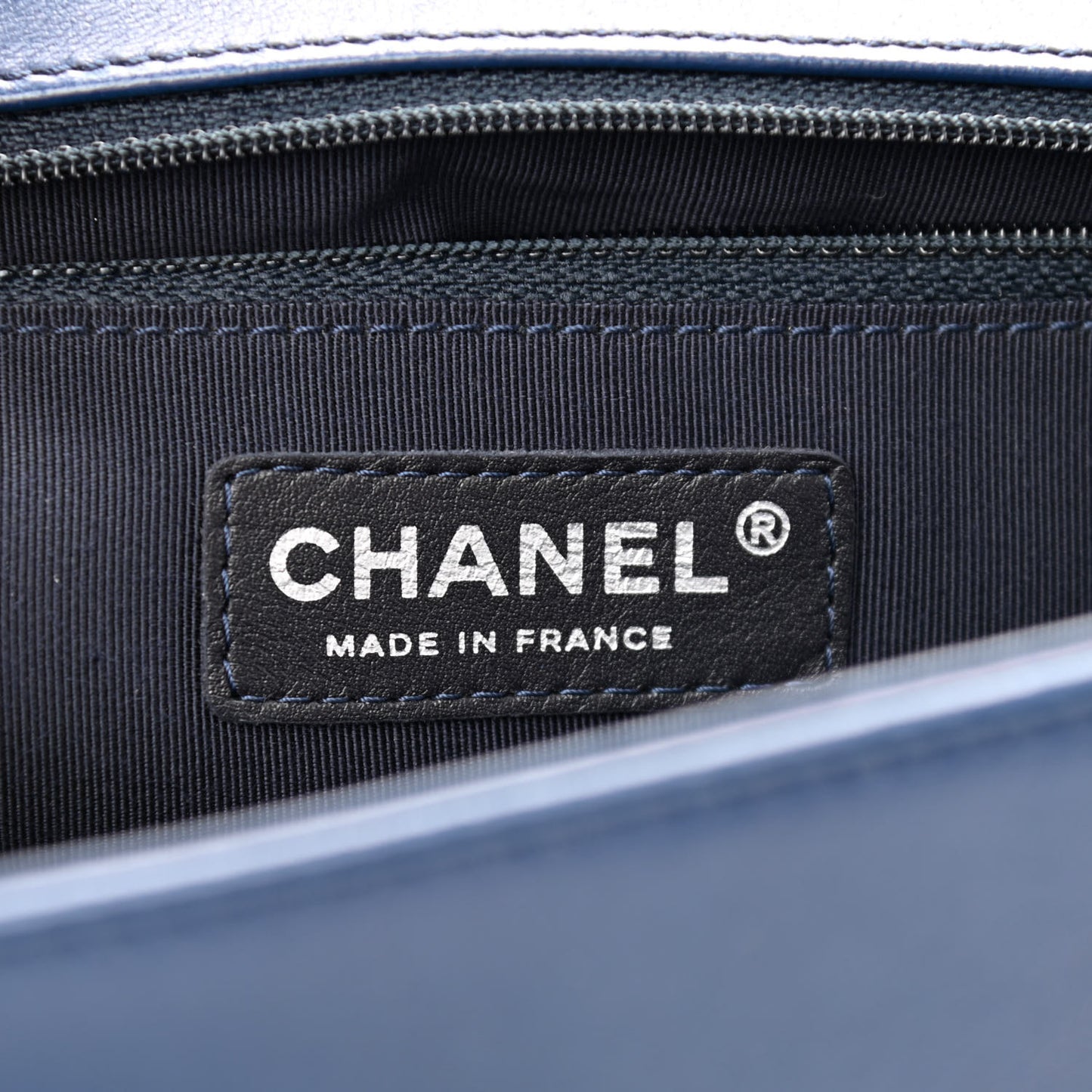 Lambskin Quilted New Medium Boy Flap Navy