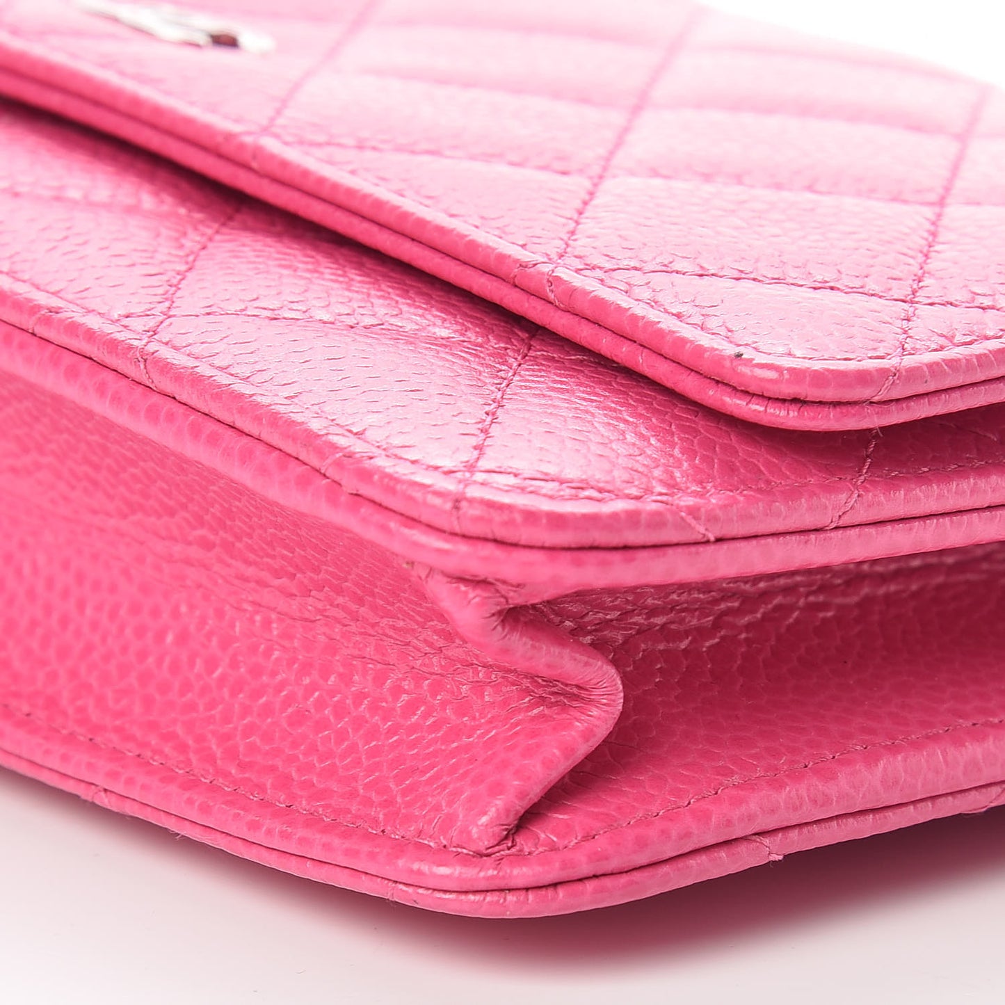 Caviar Quilted Wallet on Chain WOC Pink