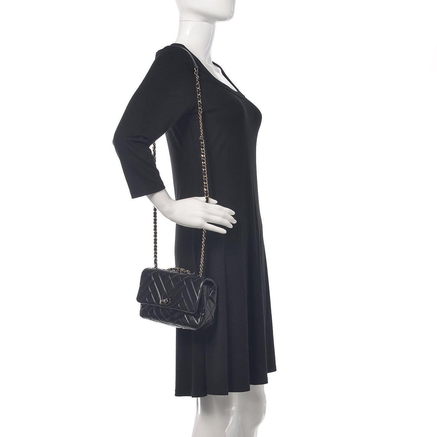 Shiny Lambskin Quilted Small Montcoco Flap Black