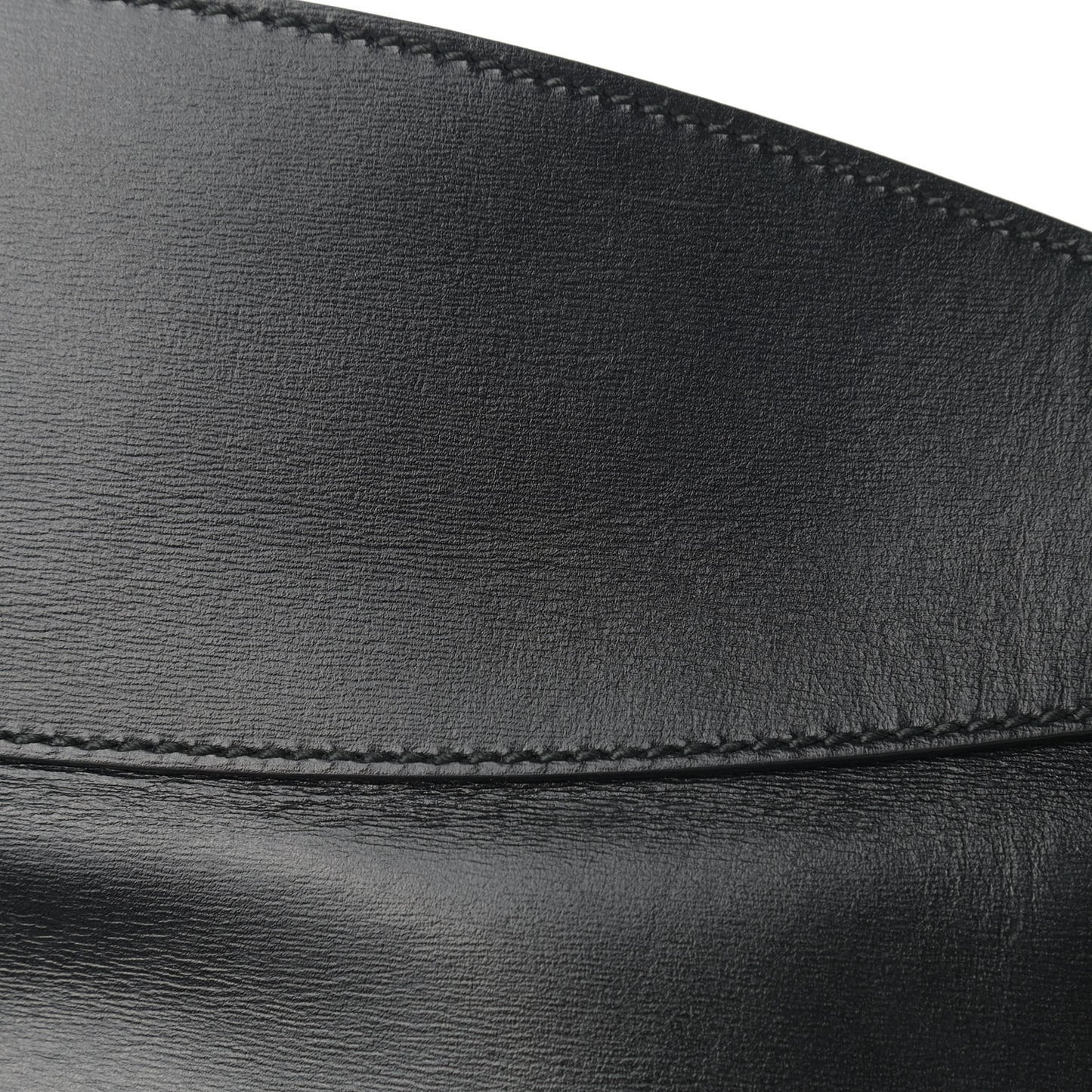 Calfskin Medium Arli Shoulder Bag Black