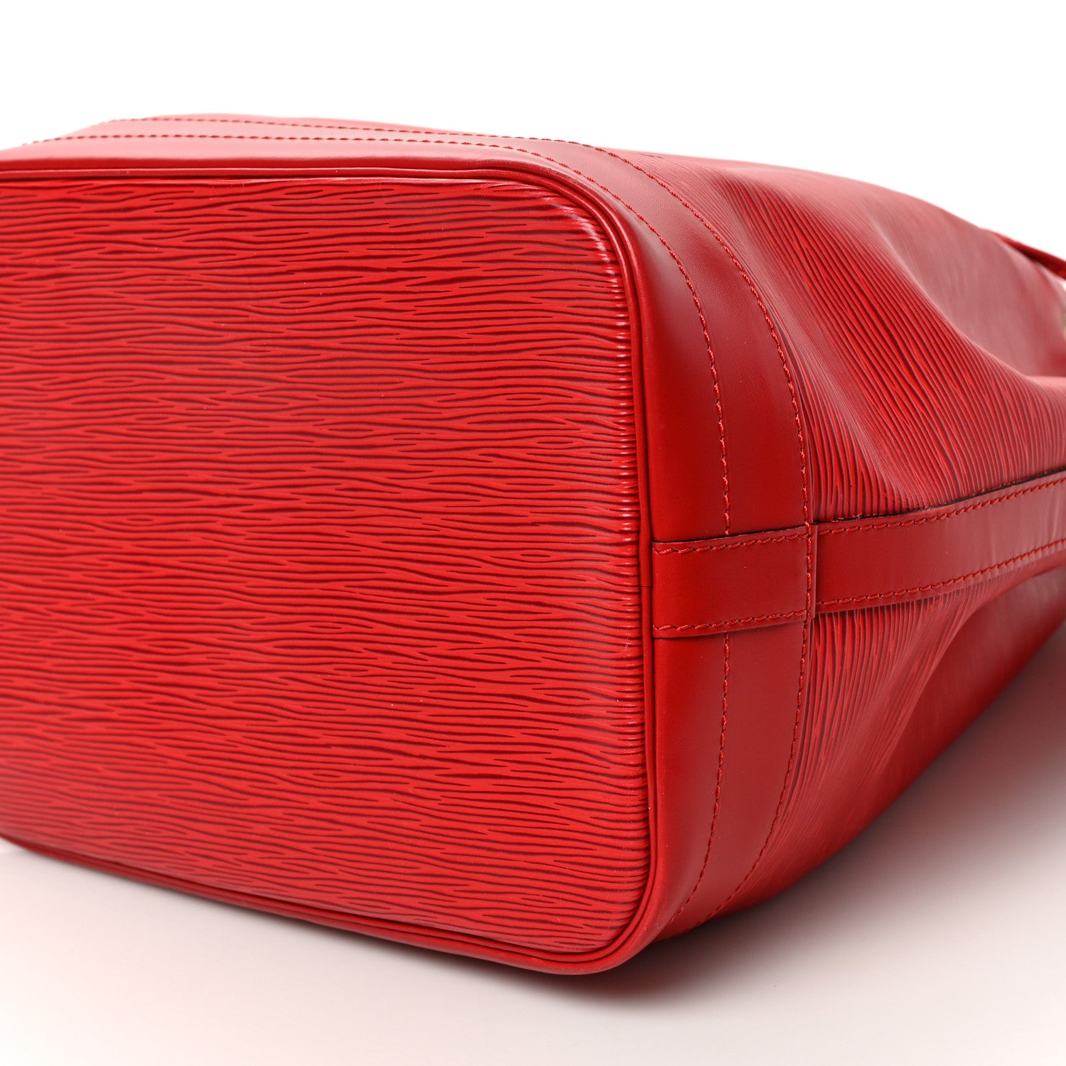 Louis Vuitton Epi Noe Castillan Red 8 of 8