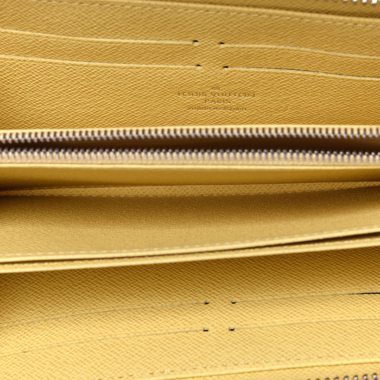 Epi Zippy Wallet Vanilla