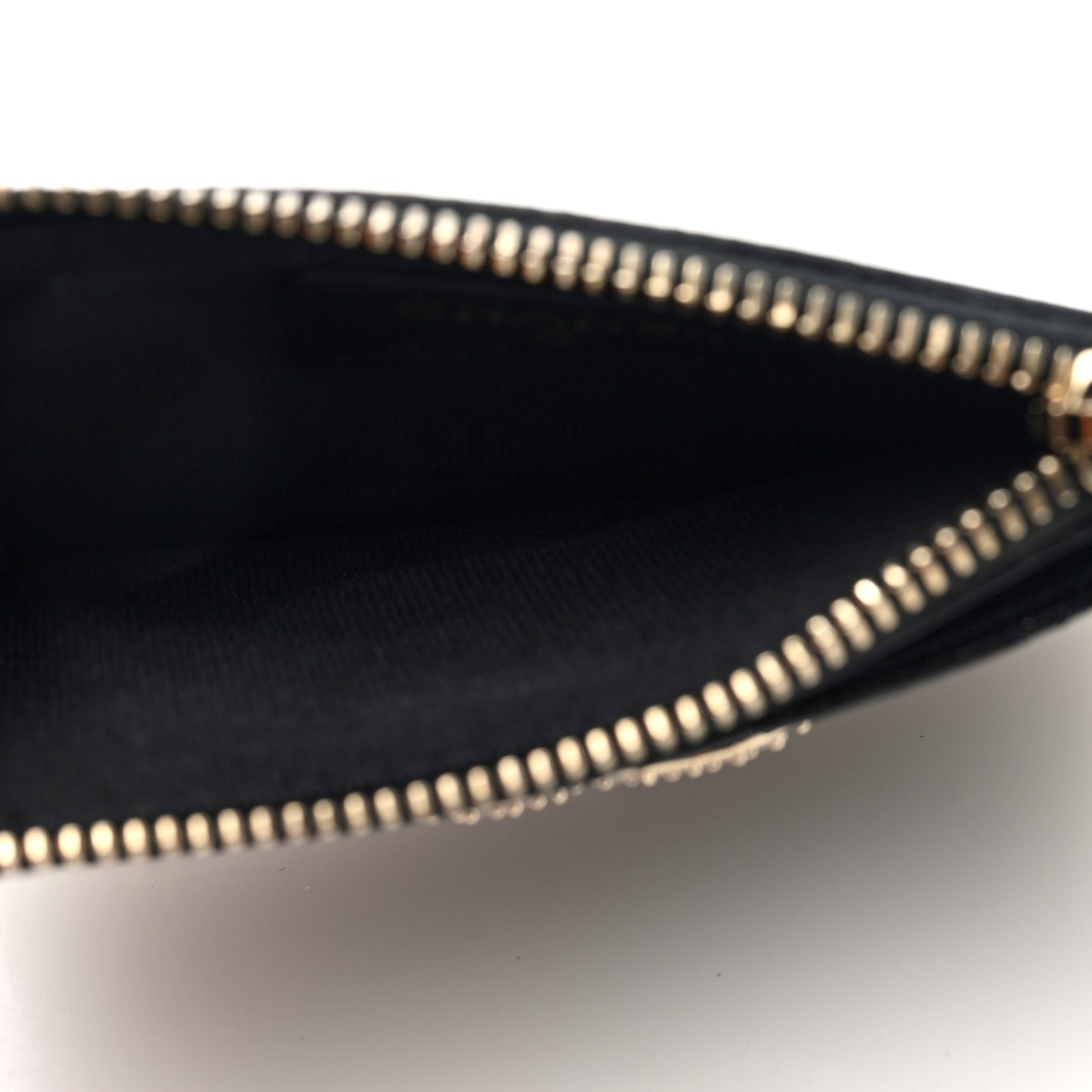 Caviar Quilted Crystal CC Logo Zip Card Holder Black