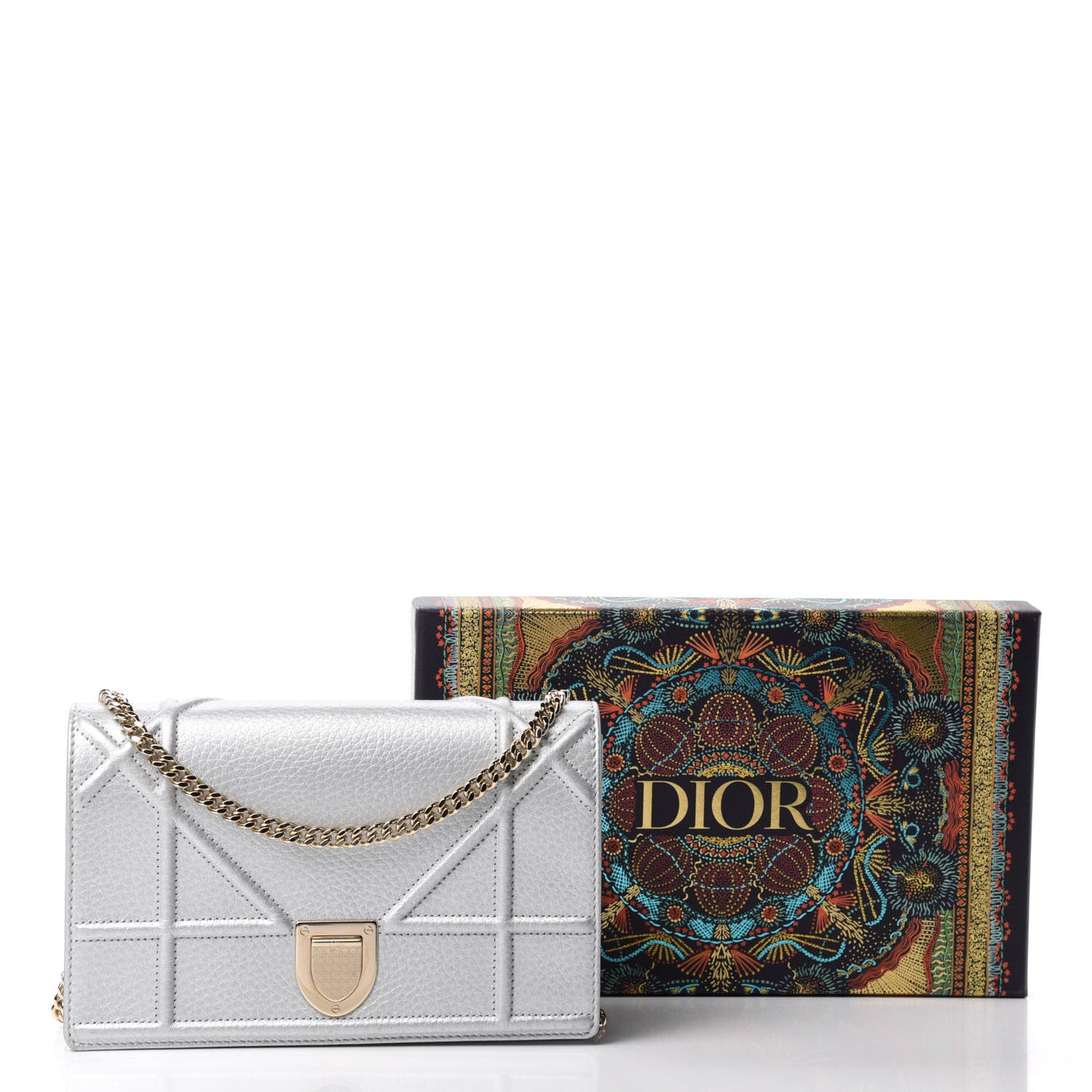 Metallic Grained Calfskin Diorama Wallet on Chain Pouch Silver