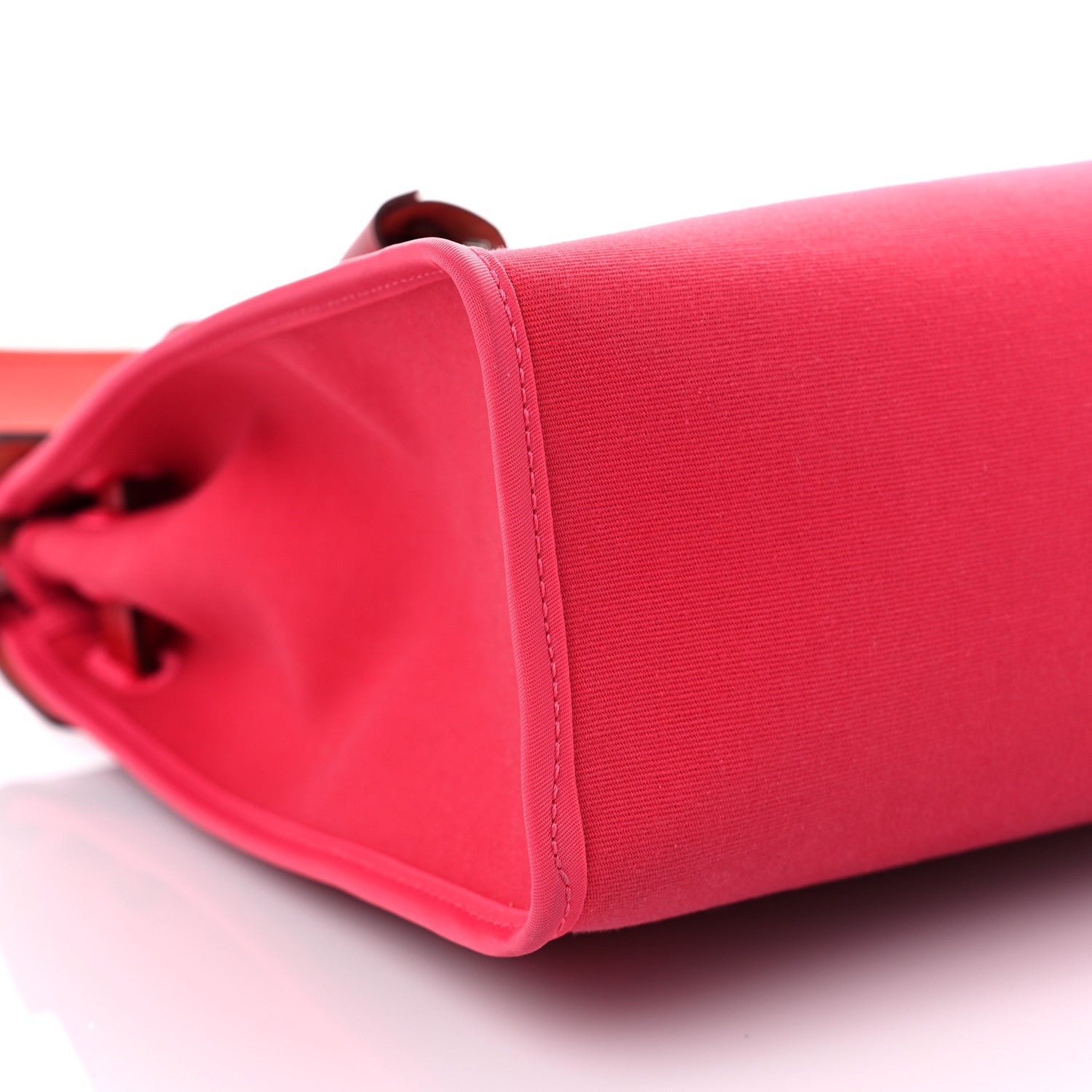 Hermes Military Toile Vache Hunter Herbag Zip 31 PM Rose Extreme Rouge Venetian Rouge Piment 9 of 18