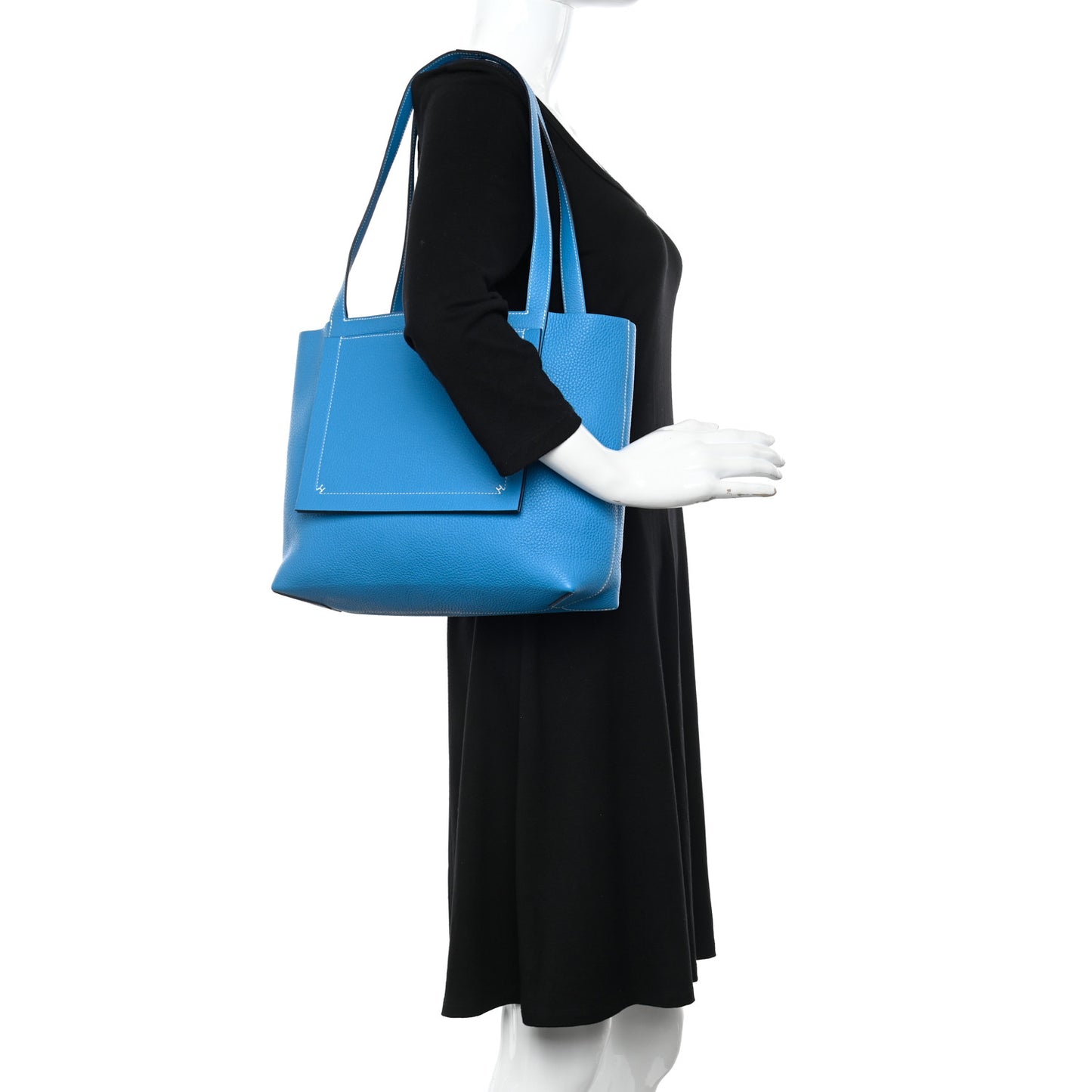 Taurillon Clemence Cabasellier 31 Bleu Frida