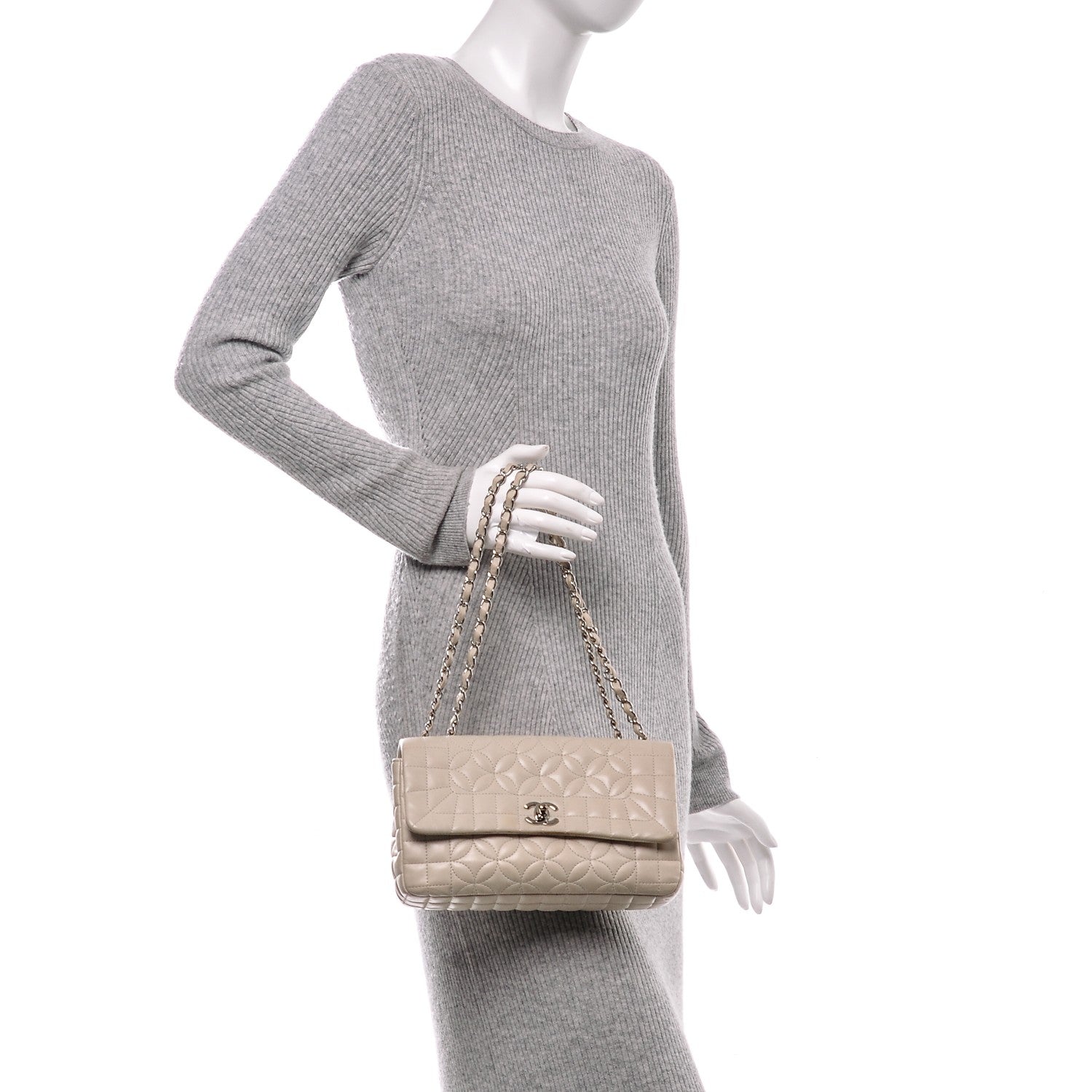 Chanel Lambskin Lady Graphic Flap Ivory 2 of 10