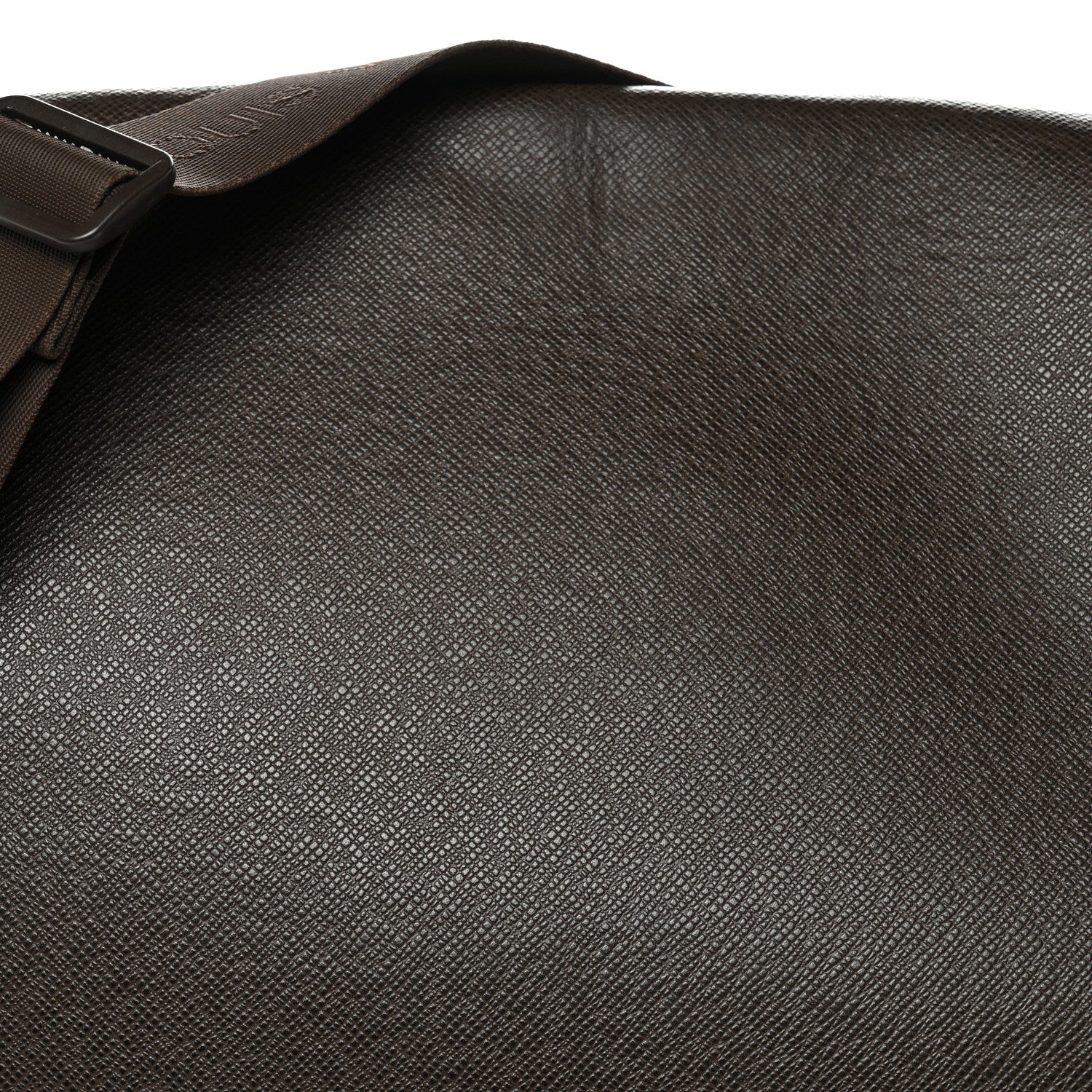 Louis Vuitton Taiga Andrei Messenger Bag Grizzli 7 of 11