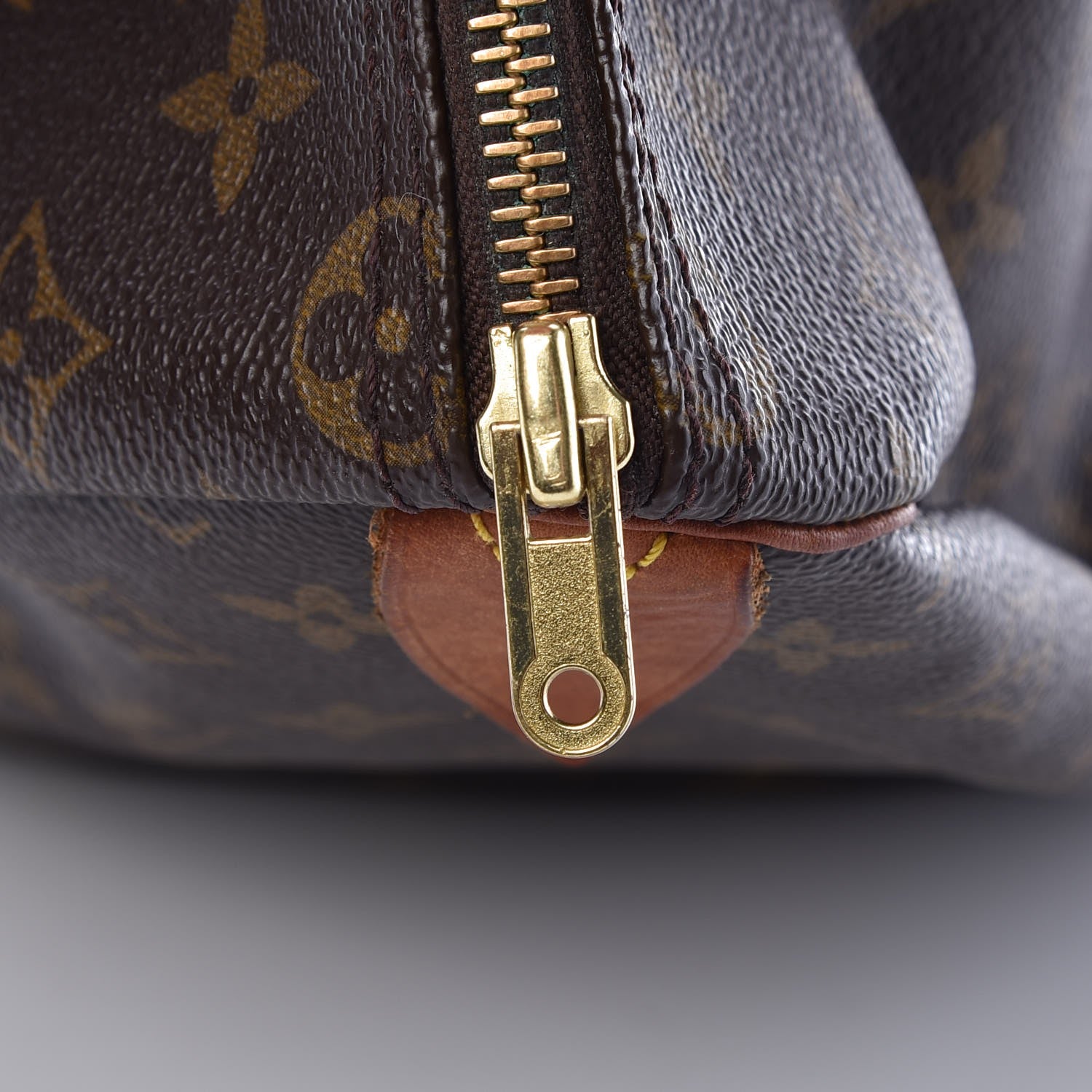 Louis Vuitton Monogram Speedy 35 14 of 19