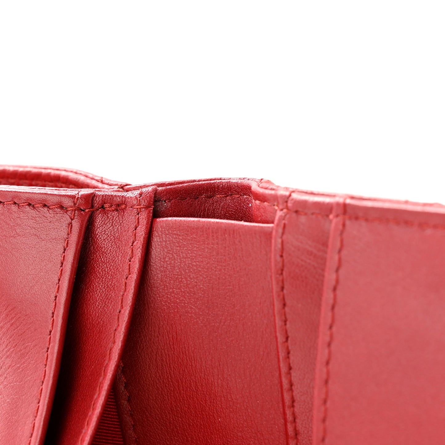 Caviar Quilted Zipped Pocket Wallet Red