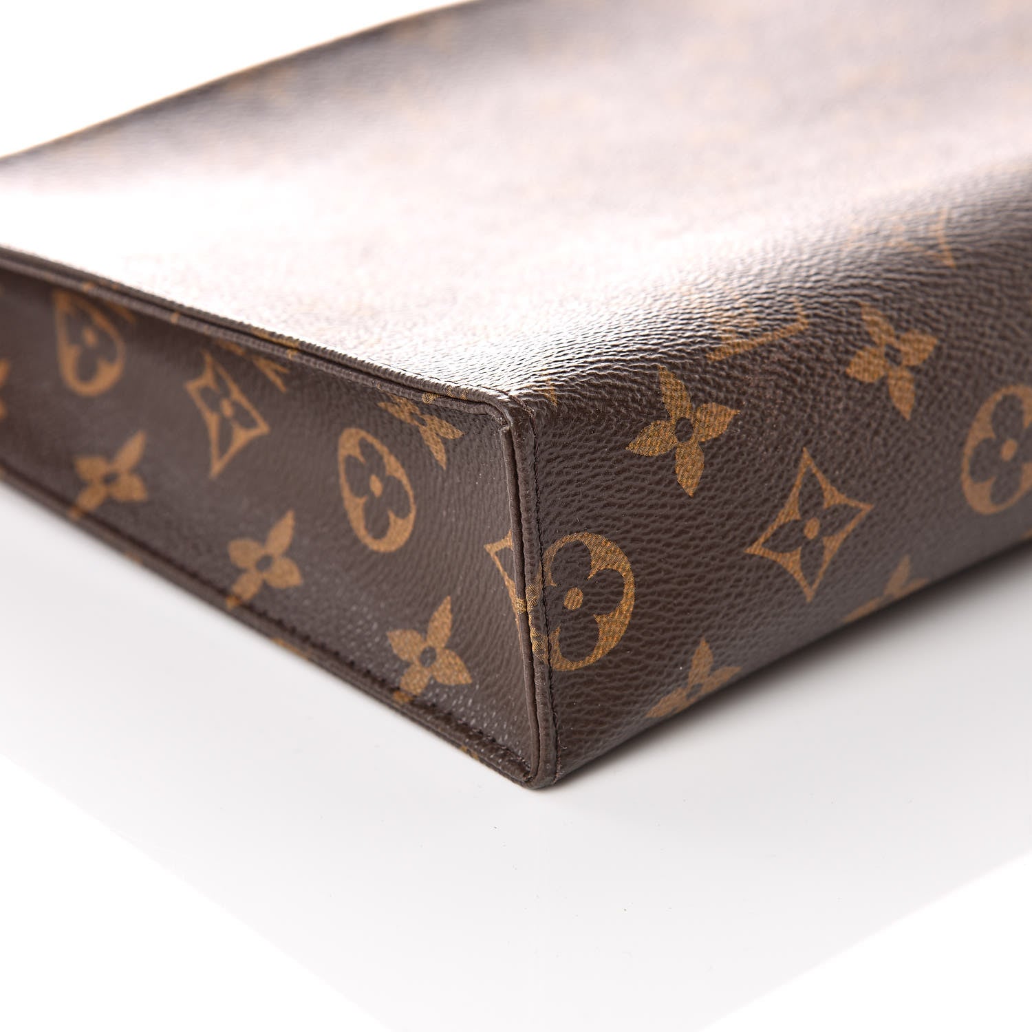 Louis Vuitton Monogram Toiletry Pouch 26 5 of 9