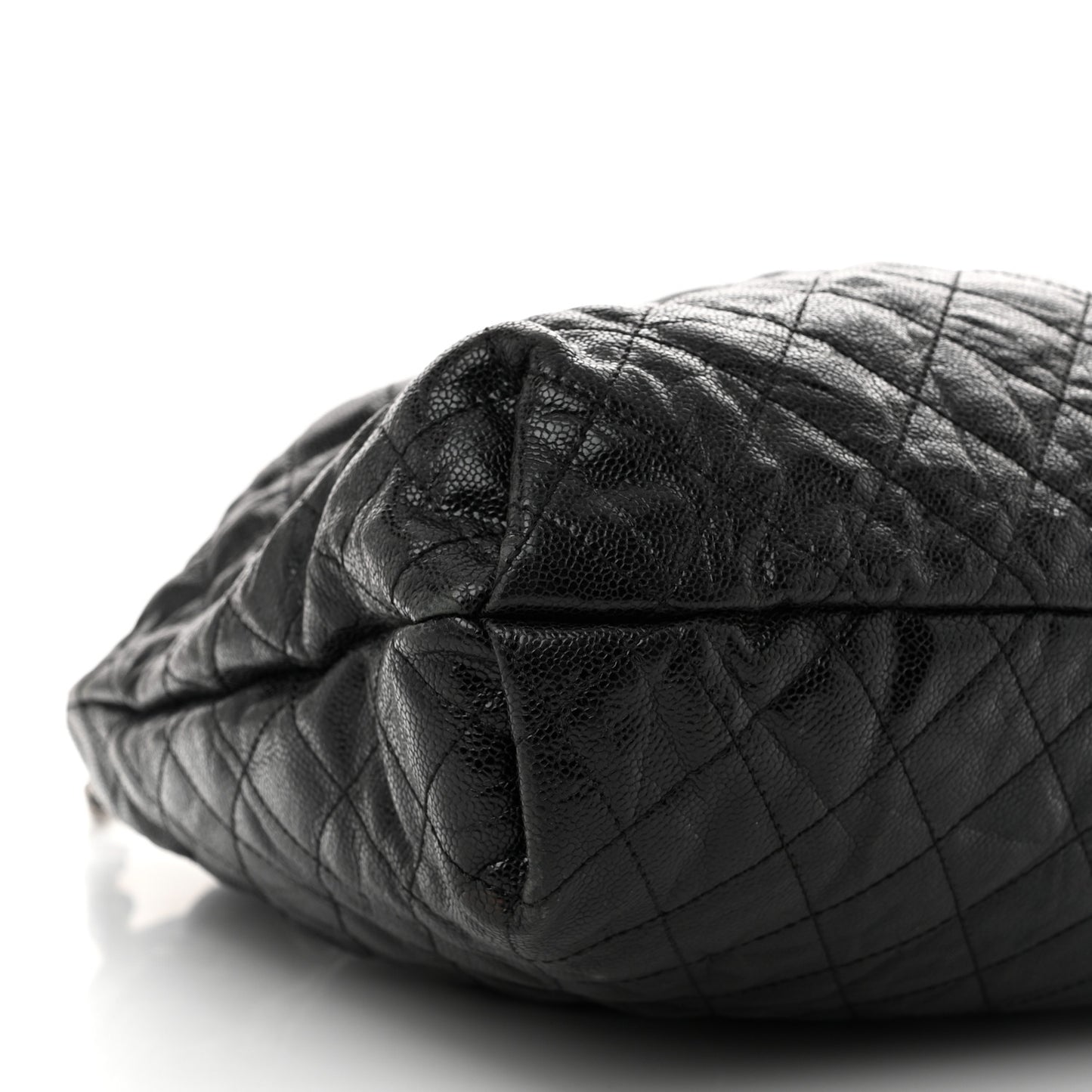 Distressed Glazed Caviar Quilted Large Elastic Tote Black