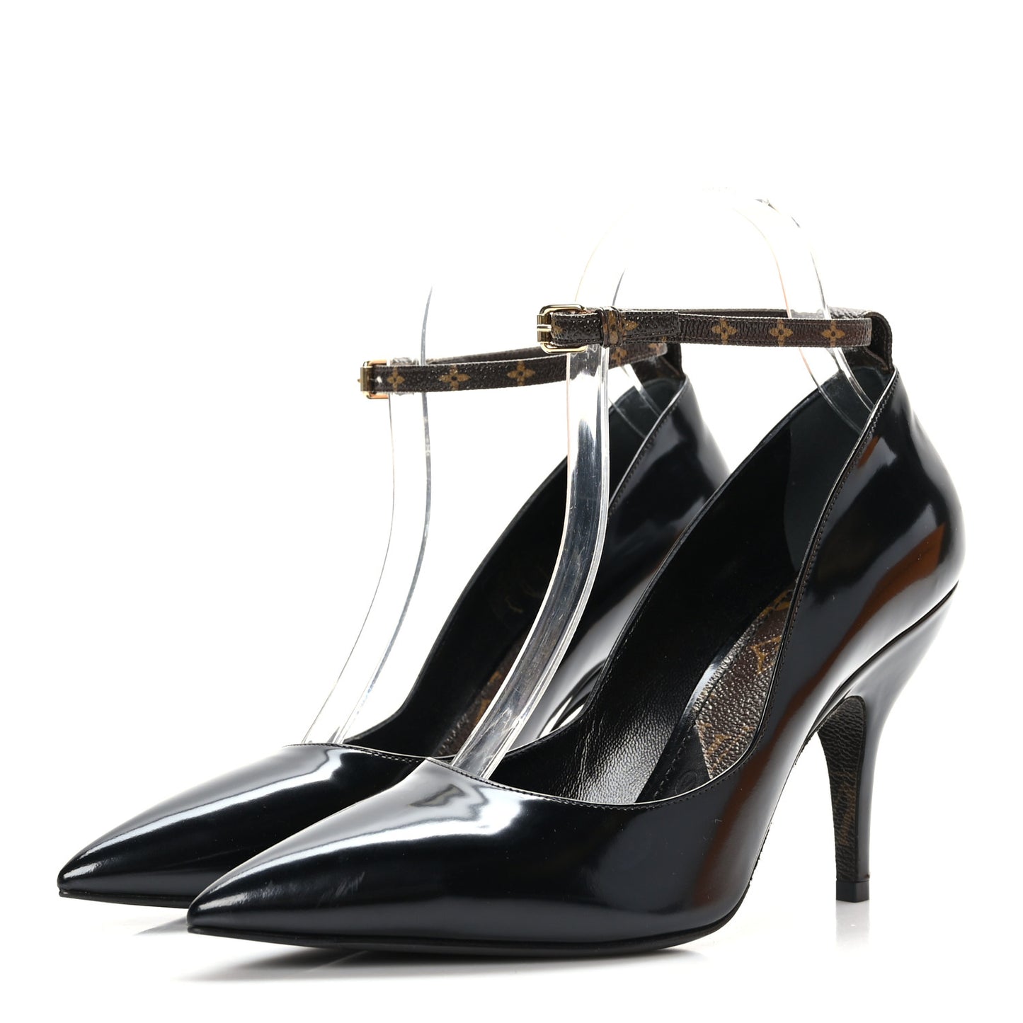 Patent Monogram Uniformes Pumps 38 Black