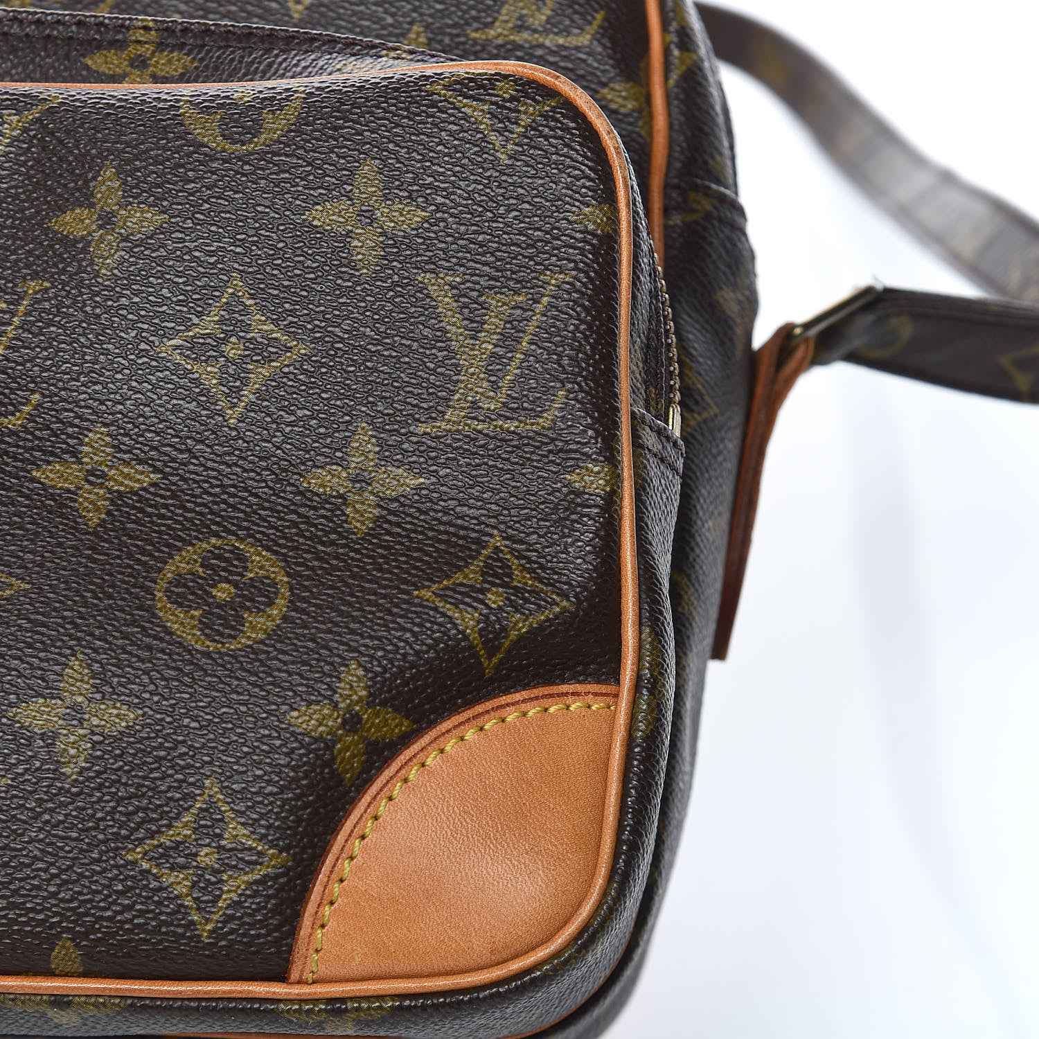Louis Vuitton Monogram Nil 28 10 of 10