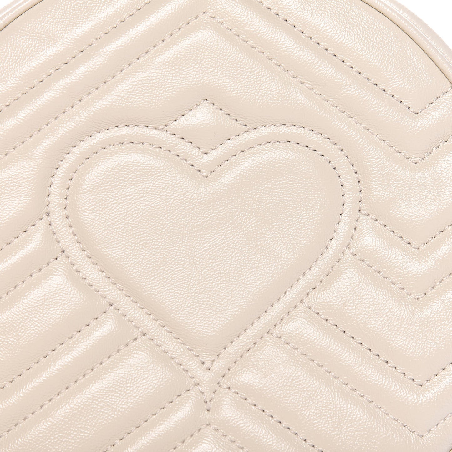 Calfskin Matelasse Mini GG Marmont Round Shoulder Bag White