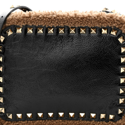 Valentino Garavani Textured Patent Calfskin Shearling Small Rockstud Camera Crossbody Bag Black 7 of 9