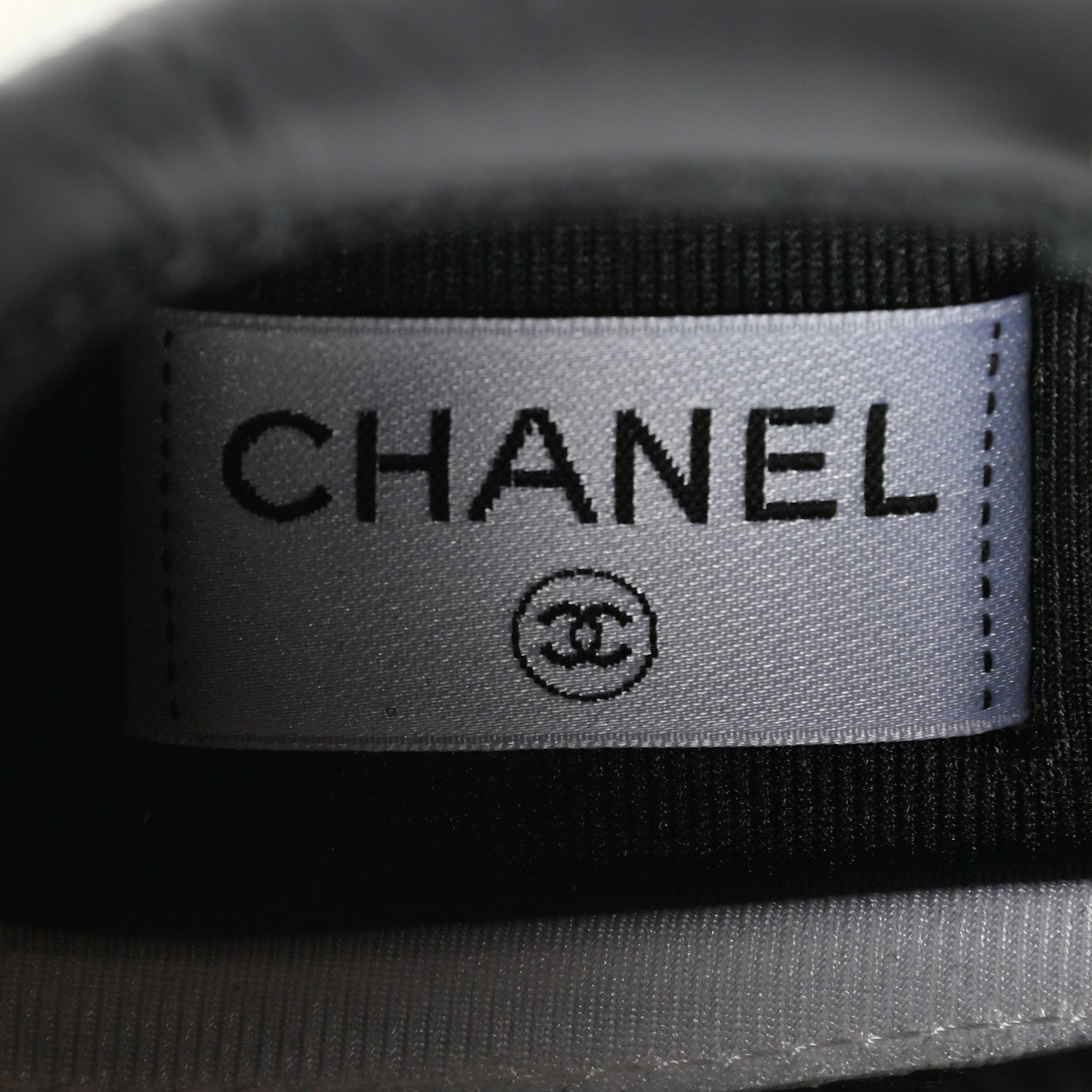 Chanel Mesh Suede Calfskin Grained Calfskin Womens CC Sneakers 40 White Black 7 of 8