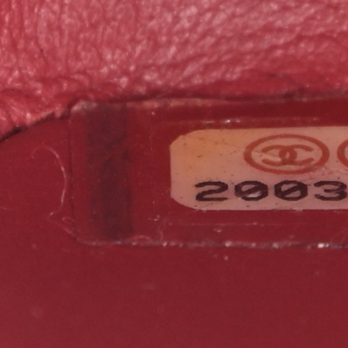 Alligator Medium Double Flap Red