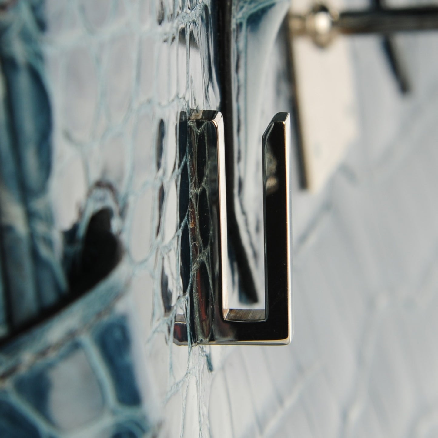 Shiny Porosus Crocodile Birkin 30 Blue Jean