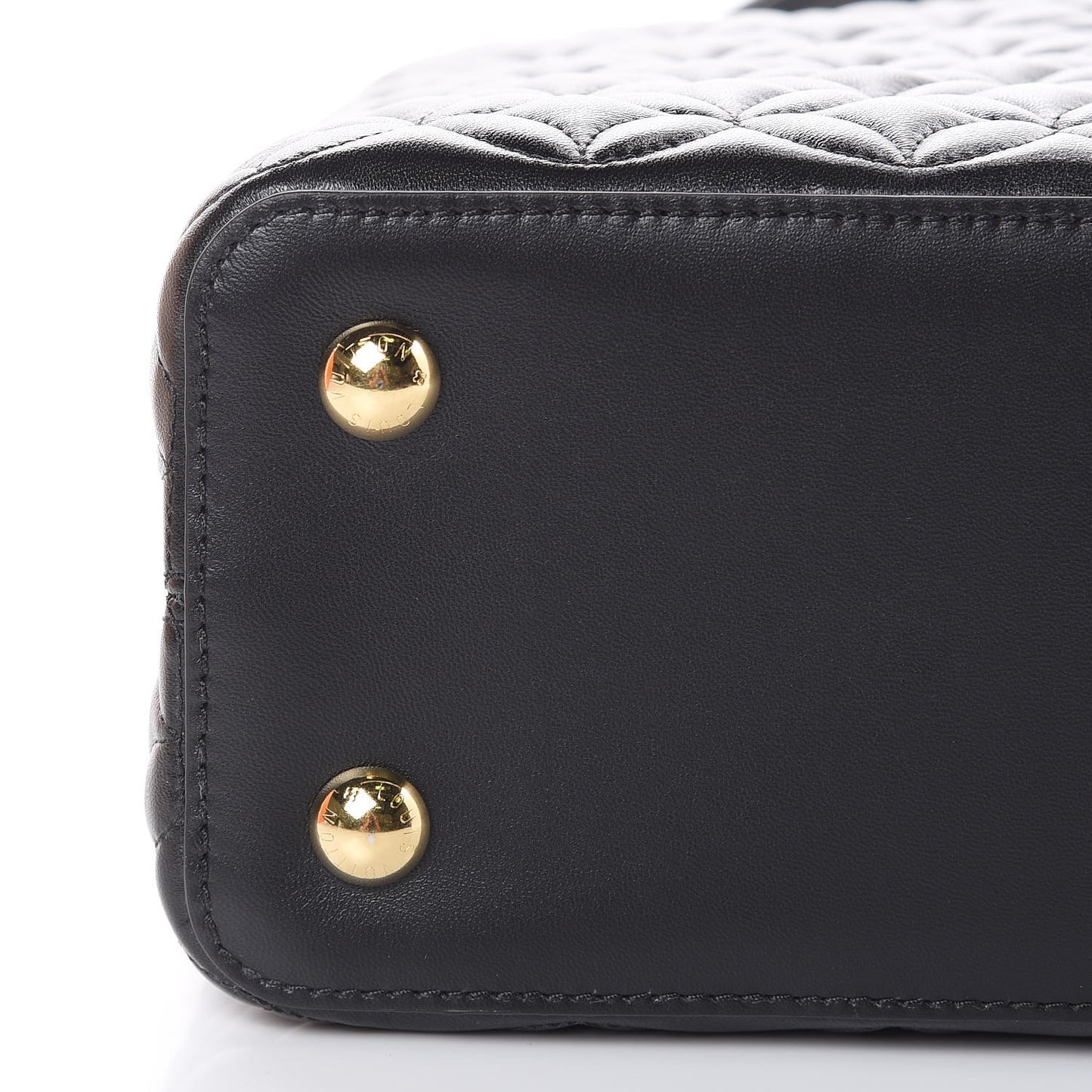 Lambskin Quilted Flower Capucines PM Black