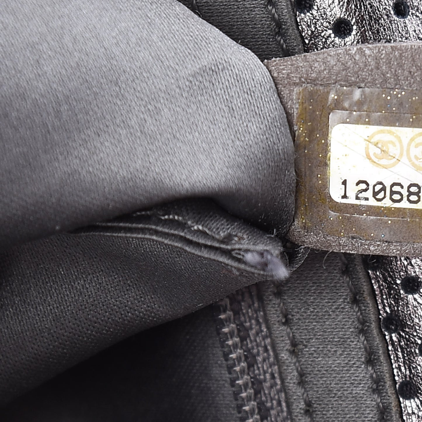 Metallic Crackled Calfskin Perforated Drill Flap Silver