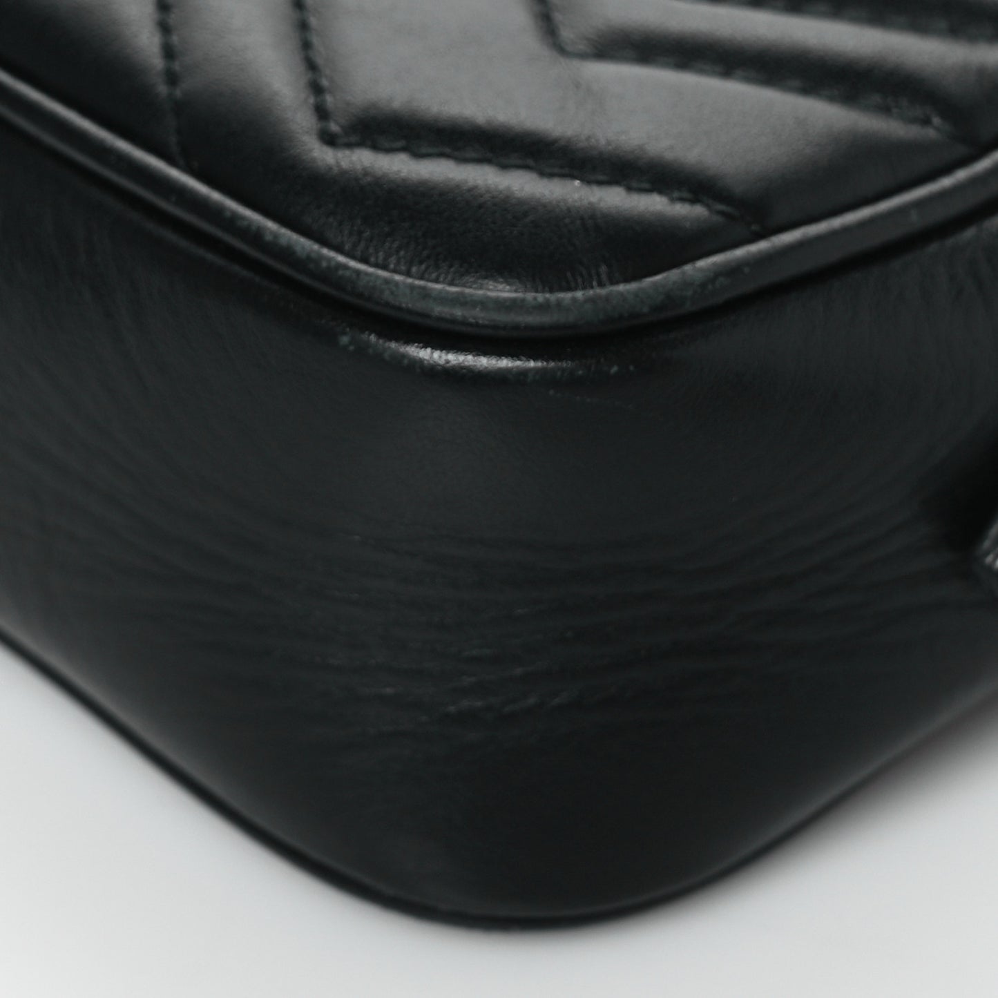 Calfskin Matelasse Mini GG Marmont Chain Shoulder Bag Black