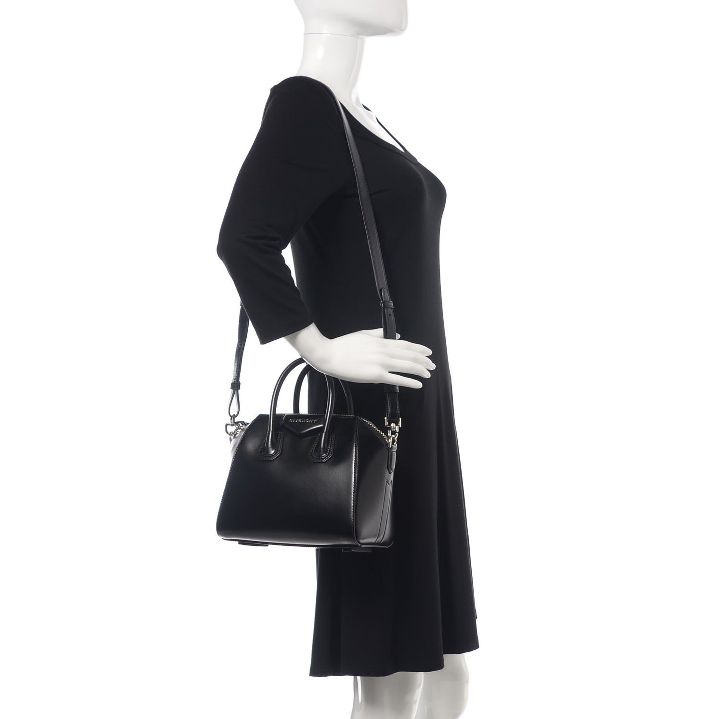 Shiny Lord Calfskin Mini Antigona Black