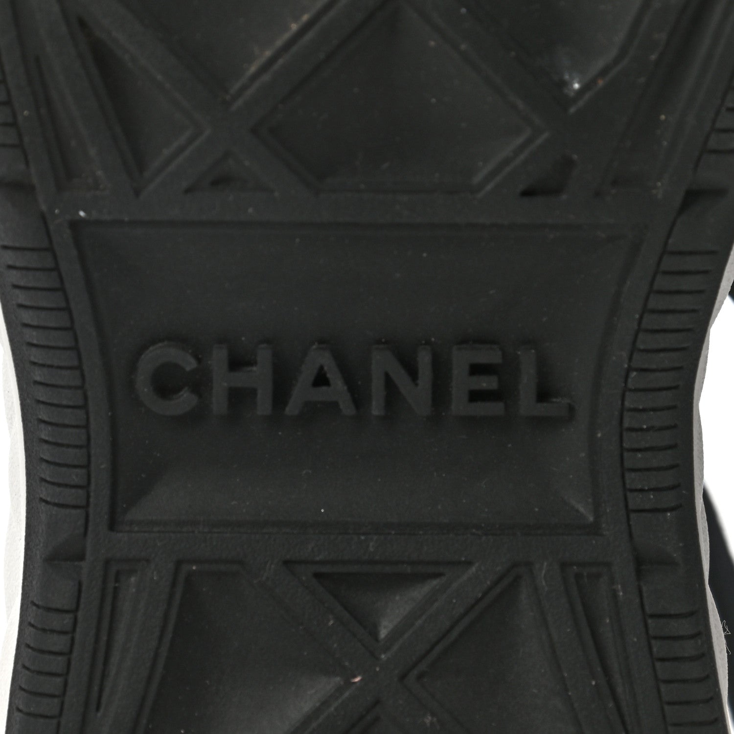 Chanel Velvet Calfskin Mixed Fibers CC Sneakers 35 Black 6 of 8