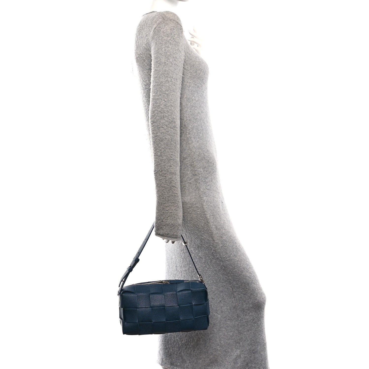 Bottega Veneta Grained Calfskin Maxi Intrecciato Brick Cassette