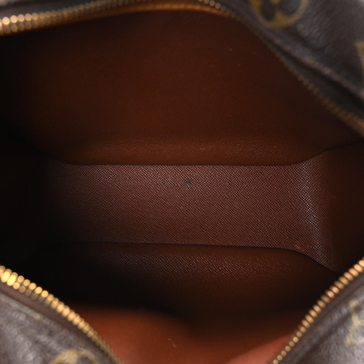 Louis Vuitton Monogram Blois 4 of 9