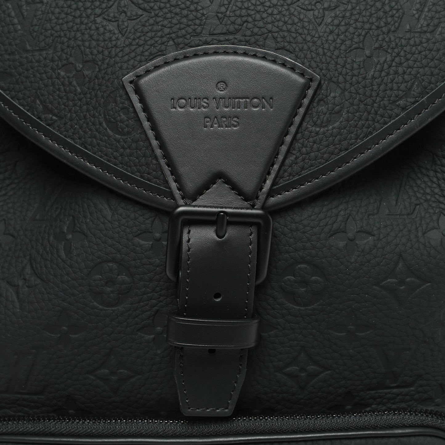 Taurillon Monogram Montsouris Backpack Black
