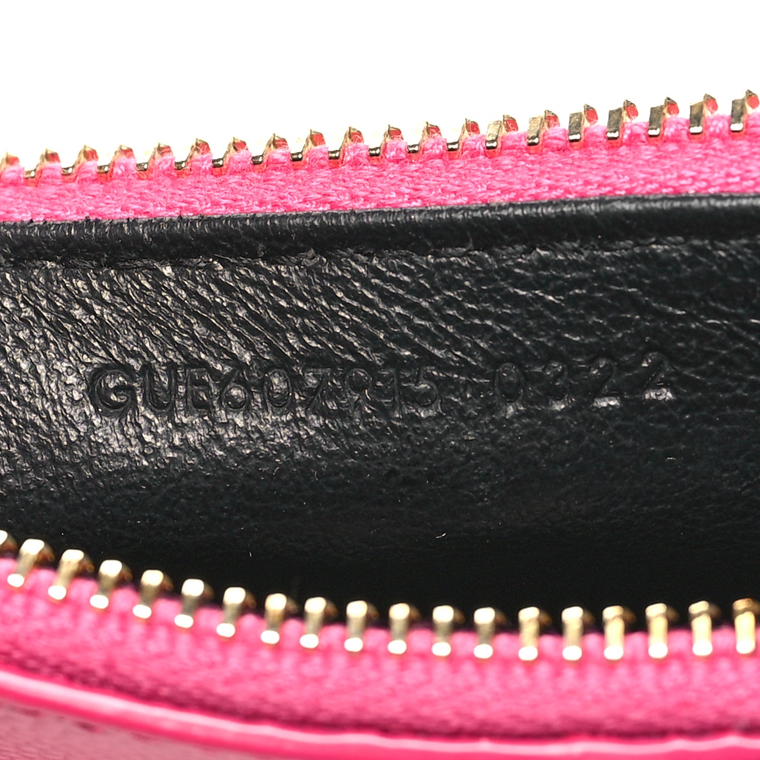 Saint Laurent Grain De Poudre Matelasse Chevron Monogram Fragments Zippered Card Case Fresh Fuxia 7 of 9
