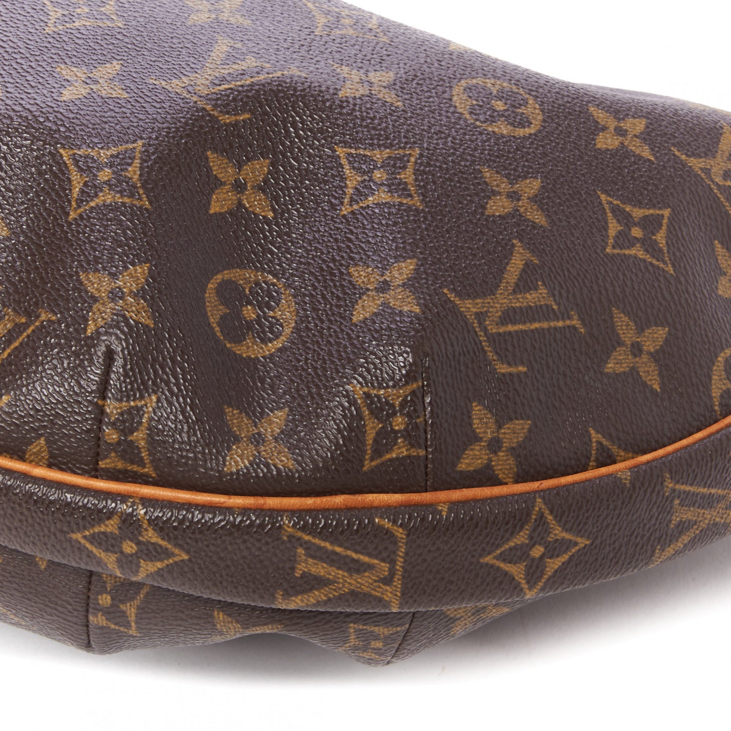 Monogram Croissant MM
