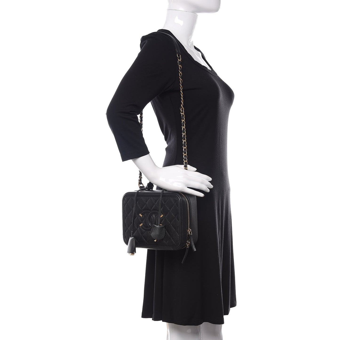 Caviar Quilted Medium CC Filigree Vanity Case Black