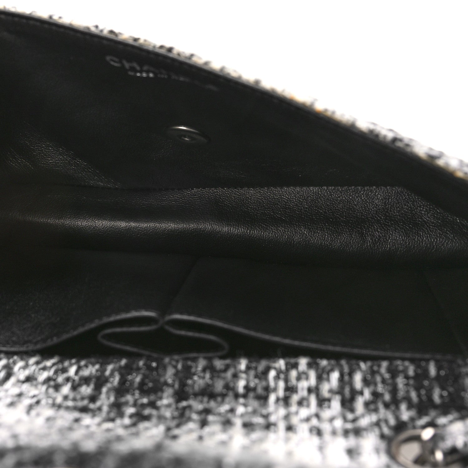 Chanel Tweed East West Flap Black White 5 of 9