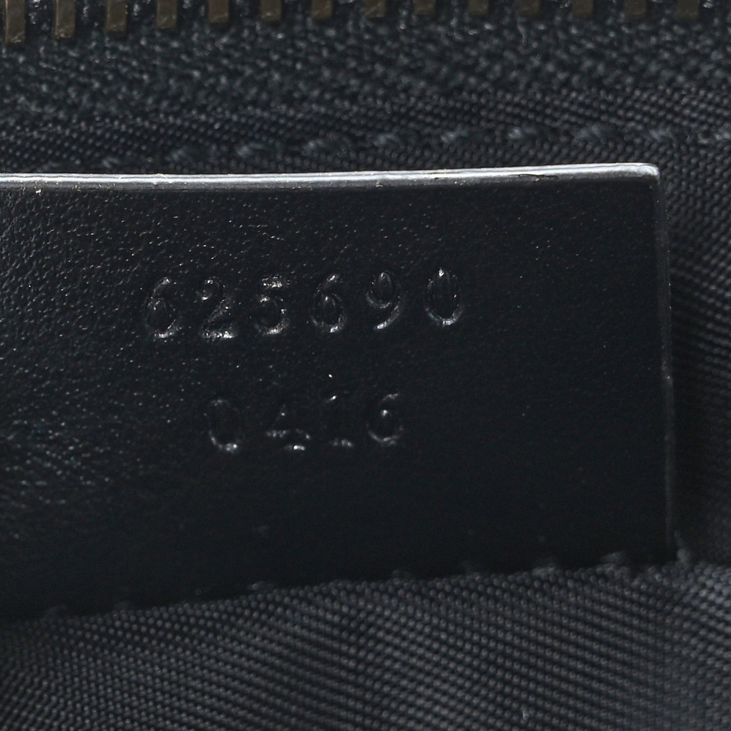 Calfskin Matelasse Large GG Marmont Pouch Cosmetic Case Black