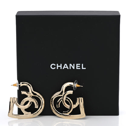 Chanel Metal CC Heart Coco In Love Hoop Earrings Gold 5 of 5