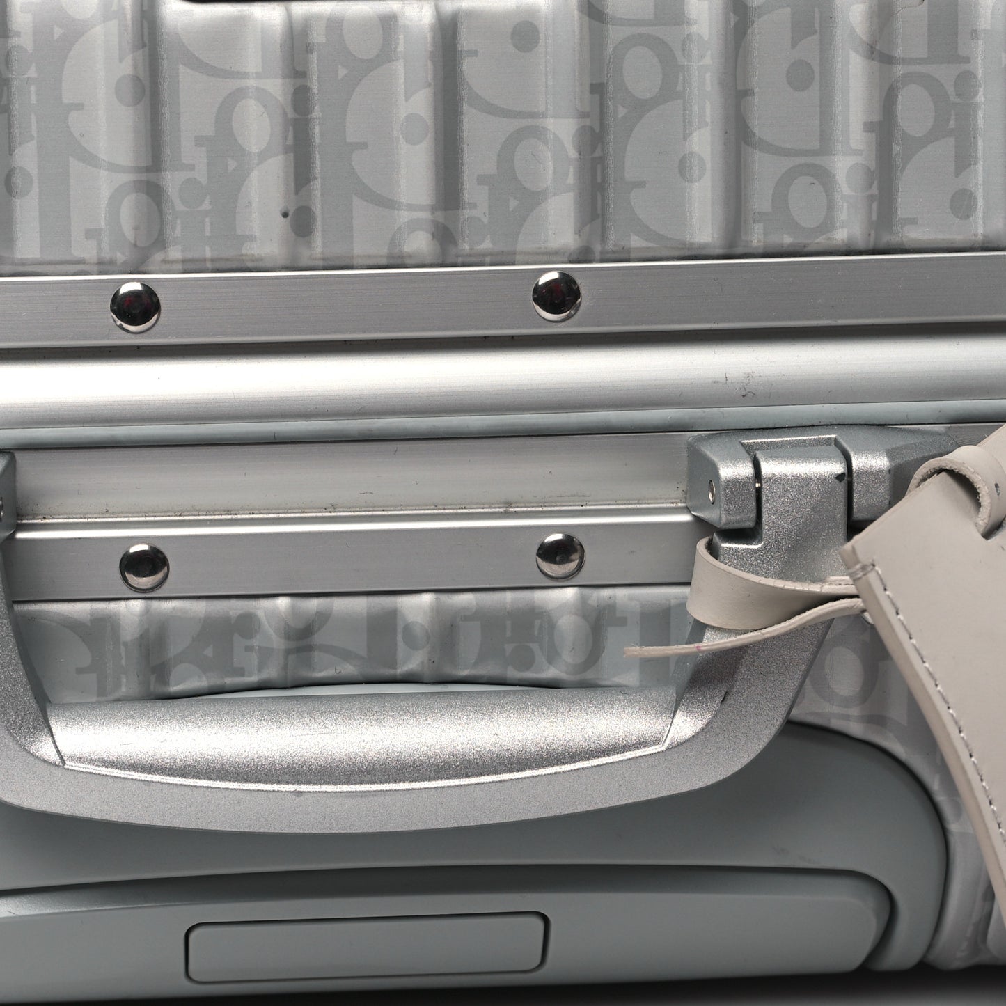 X RIMOWA Aluminum Gradient Cabin Luggage Silver
