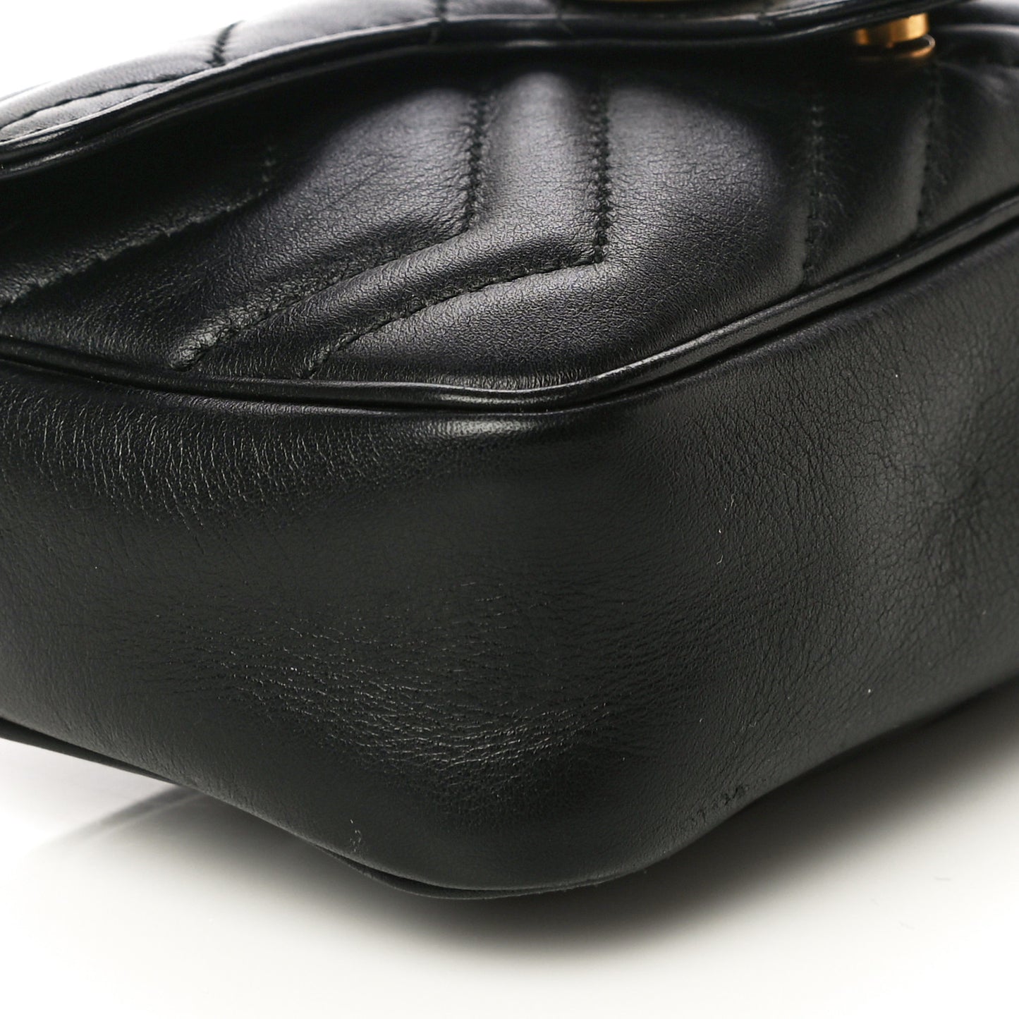 Calfskin Matelasse Super Mini GG Marmont Shoulder Bag Black