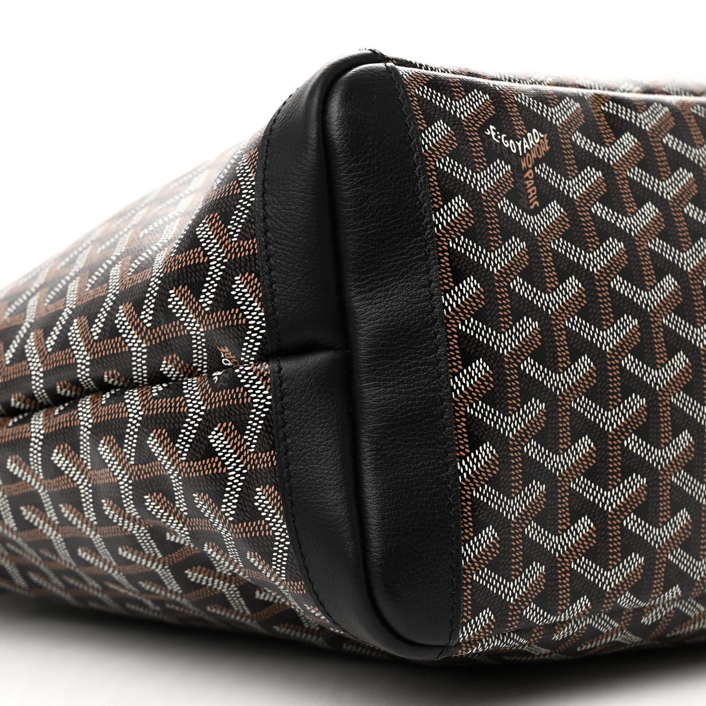 Goyardine Artois MM Black