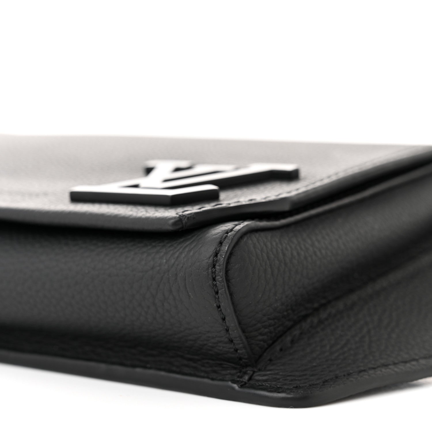 Louis Vuitton Grained Calfskin Aerogram Slingbag Black 9 of 9