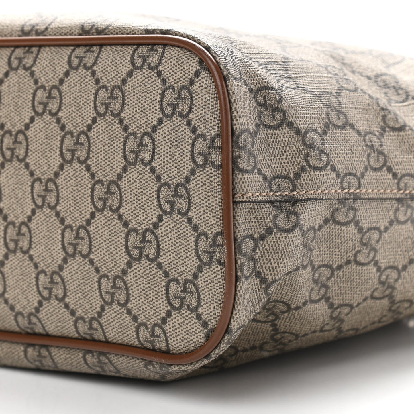 Soft GG Supreme Monogram Small Crossbody Tote Beige Cuir