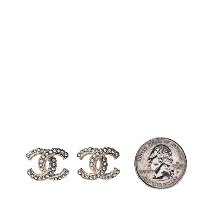 Chanel Pearl Queen of France CC Earrings Gold 2 of 5