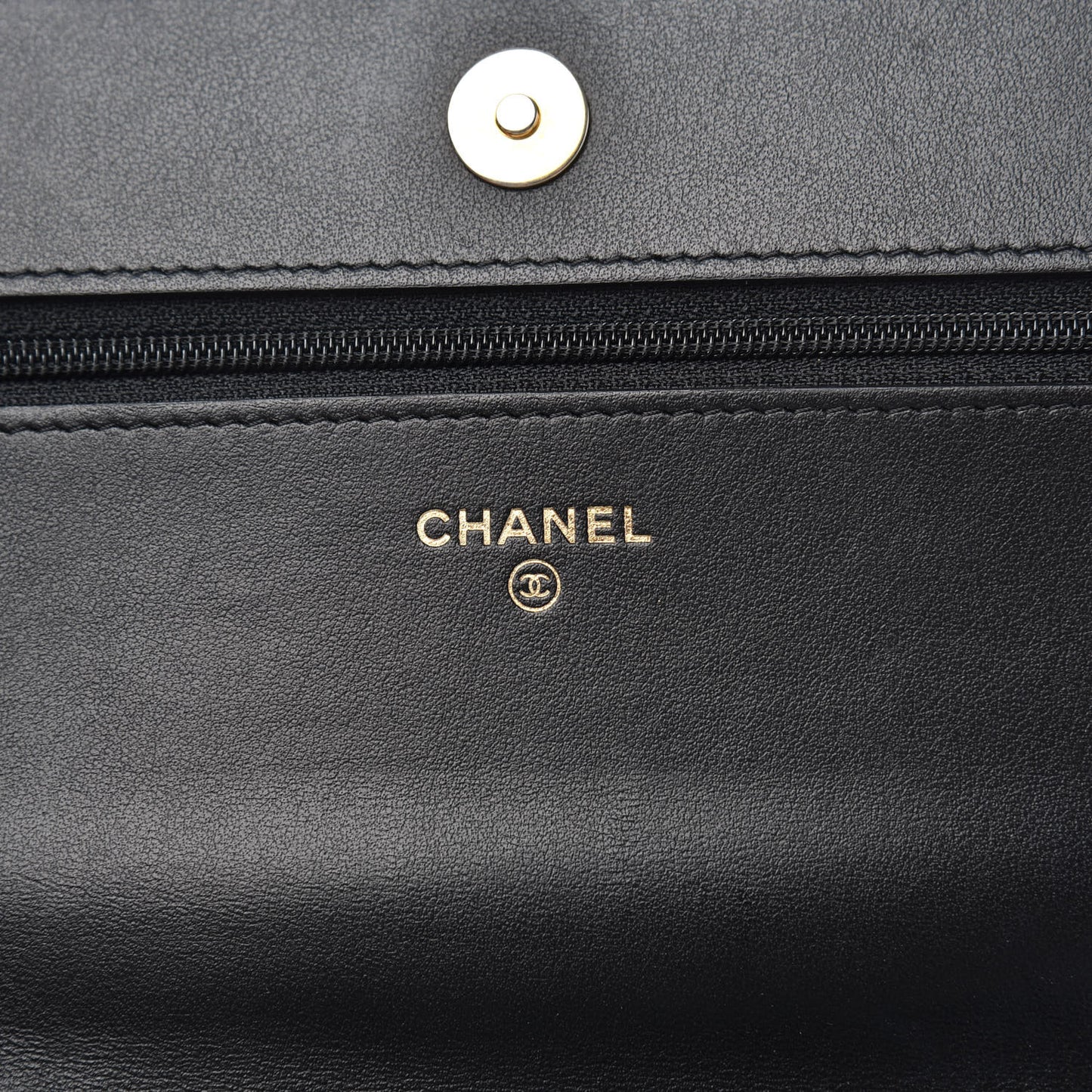 Caviar Quilted Boy Wallet On Chain WOC Black
