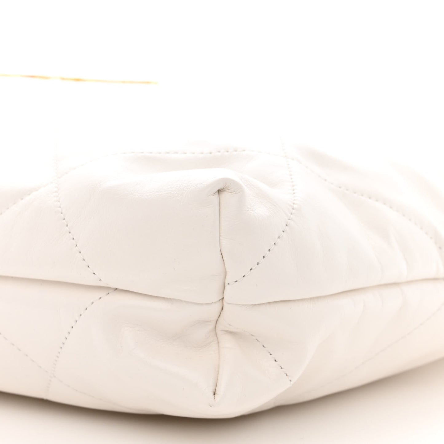 Shiny Calfskin Quilted Chanel 22 White