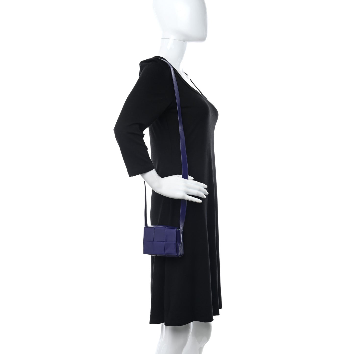 Paper Calfskin Maxi Intreccio Extra Mini Cassette Crossbody Bag Purple