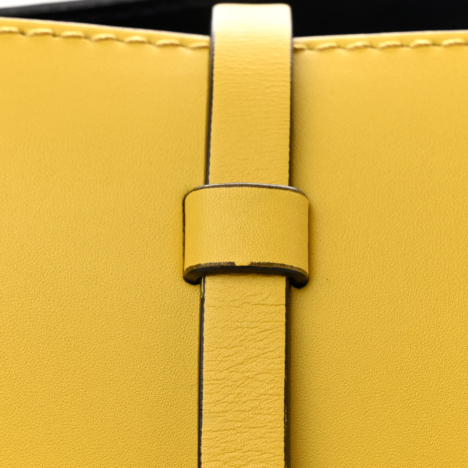 Burberry Supple Calfskin Medium Bucket Larch Yellow 10 of 10