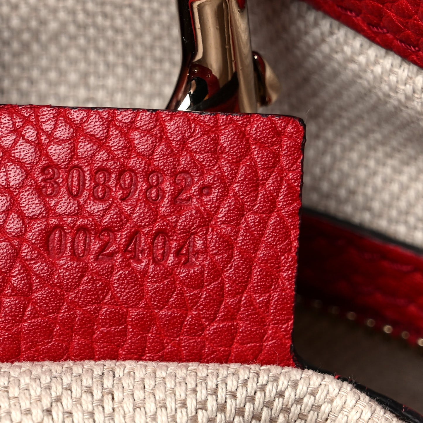 Pebbled Calfskin Medium Soho Chain Shoulder Bag Tabasco Red